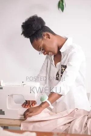 Seamstresses Tailors Wanted