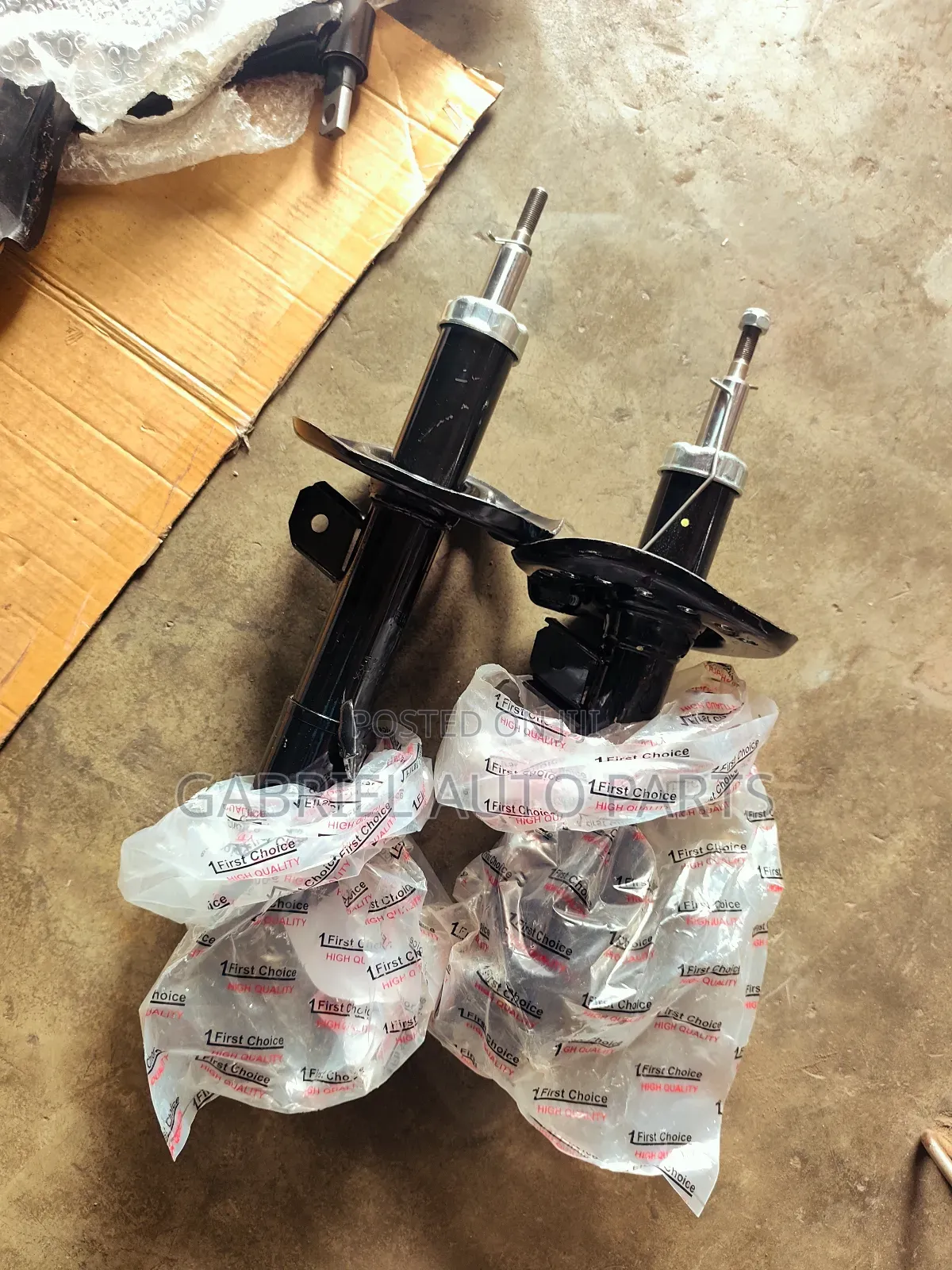 Nissan Rogue Front Shock Absorbers 2014
