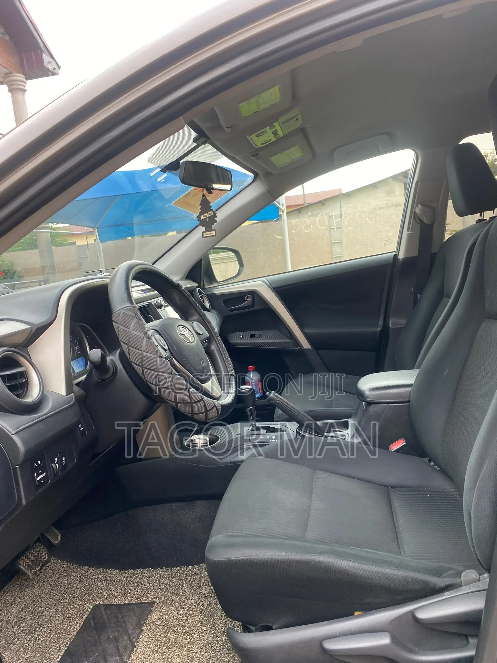 Toyota RAV4 2015 Brown