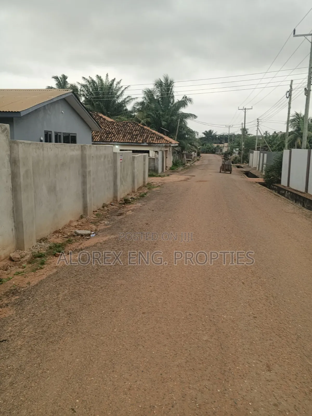 2bdrm House in Self Compound, Danfa for rent