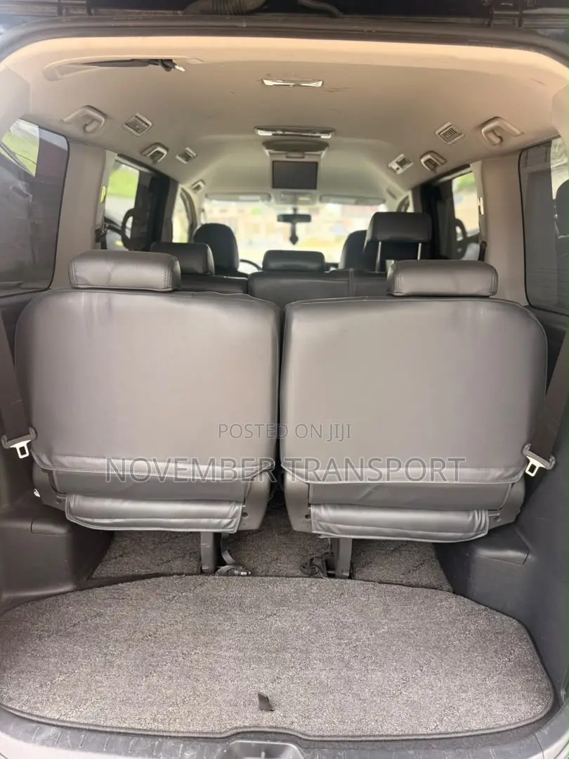 Toyota Voxy ZS Kirameki II 2WD 8-Seater 2011 Black