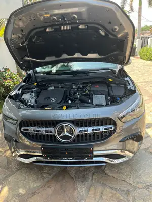 New Mercedes-Benz GLA-Class 2025 Gray