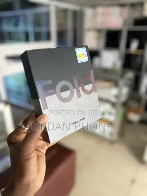 New Samsung Galaxy Z Fold4 512 GB Black