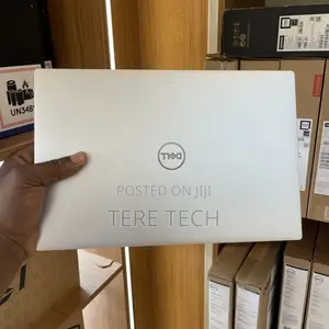 New Laptop Dell XPS 13 9310 32GB Intel Core i7 SSD 512GB