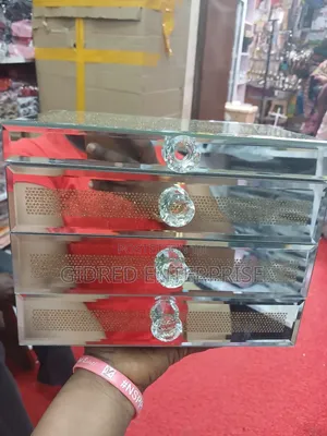 Wholesale and Retail of Quality Jewelry Organizer
