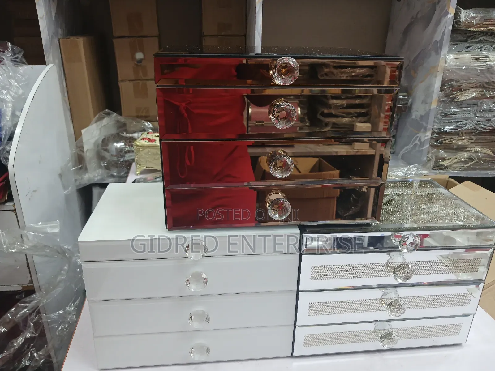 Wholesale and Retail of Quality Jewelry Organizer