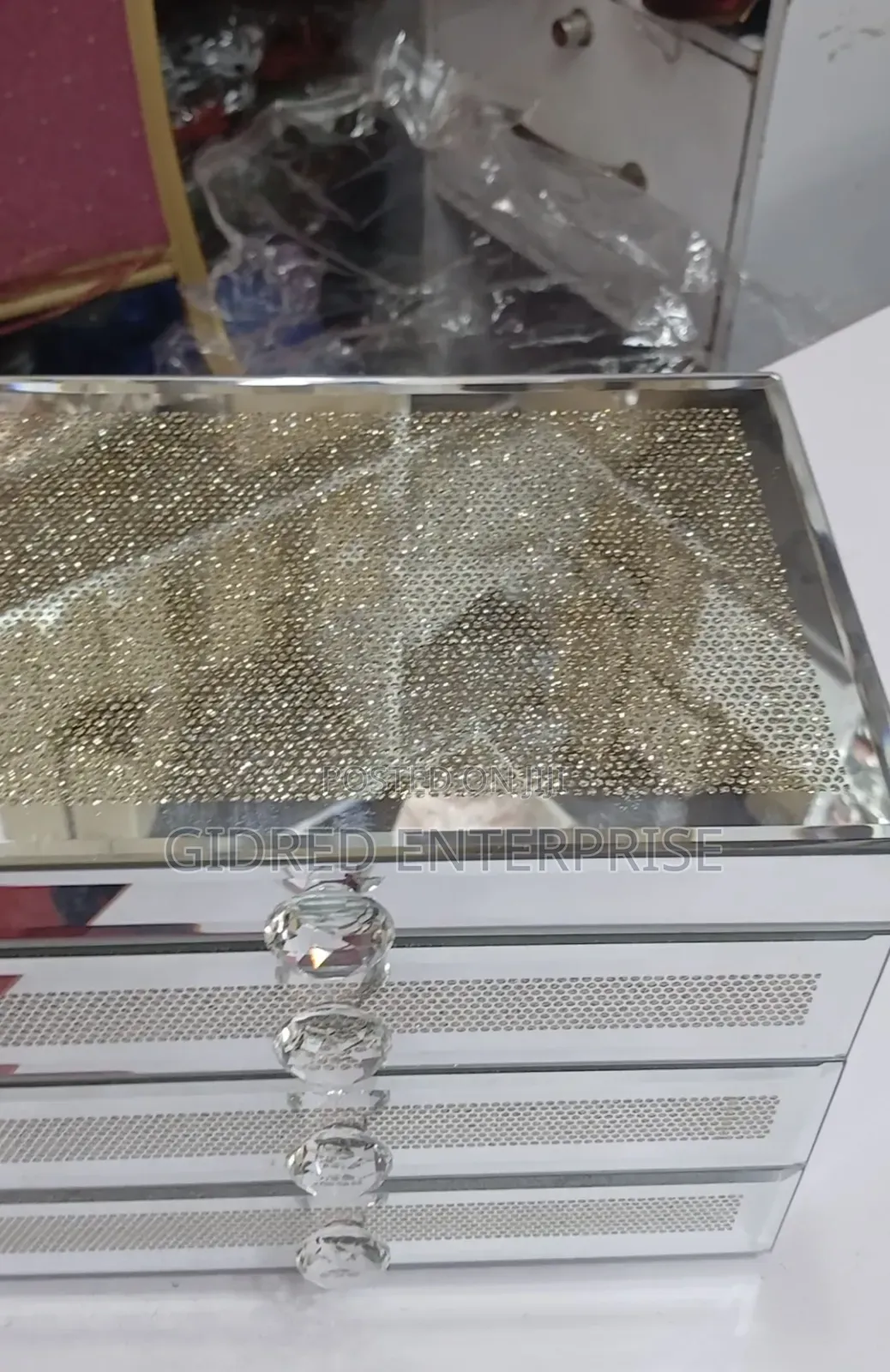 Wholesale and Retail of Quality Jewelry Organizer