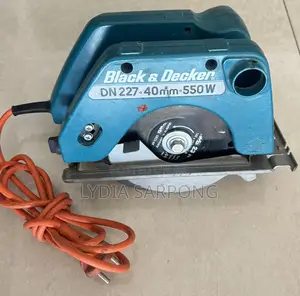 Black Decker Circular Saw