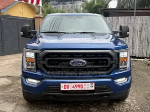 Ford F-150 XLT 2022 Blue