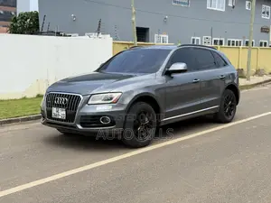 Audi Q5 2.0T Premium AWD quattro 2016 Gray