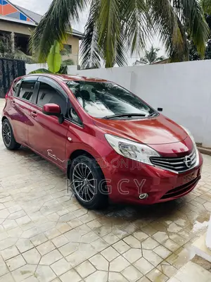 Nissan Note 1.2 Petrol 2014 Red