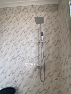 2bdrm Apartment in Amanfro, Castle Gate, Frafraha for rent