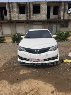 Toyota Camry 2014 White