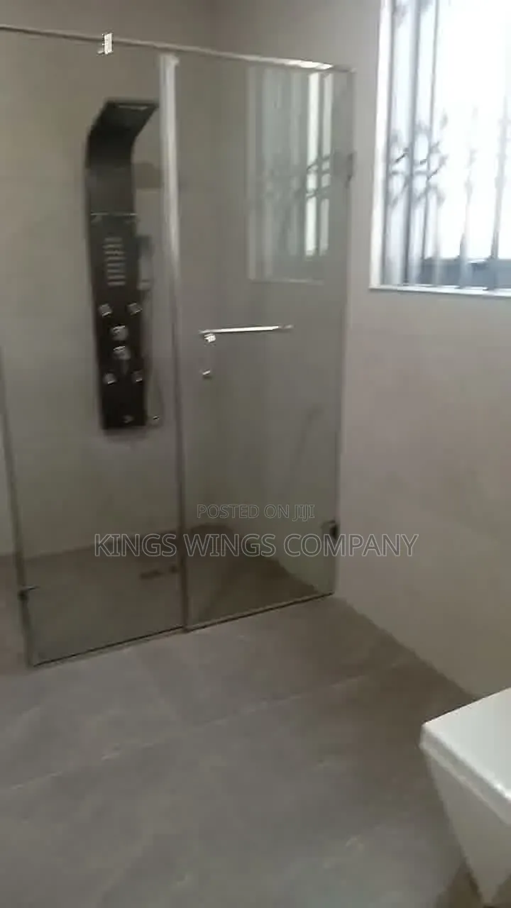 5bdrm House in Palm Ridge Estate, Community 25 for rent