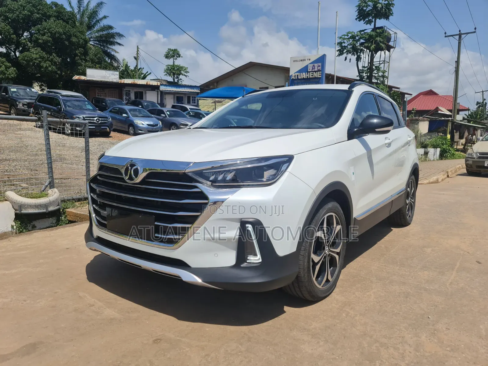 BAIC Senova X65 2.0 Petrol 2017 Red