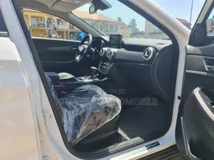 BAIC Senova X65 2.0 Petrol 2017 Red