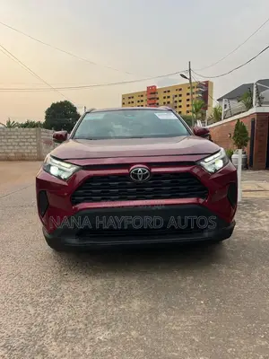 Toyota RAV4 2022 Red