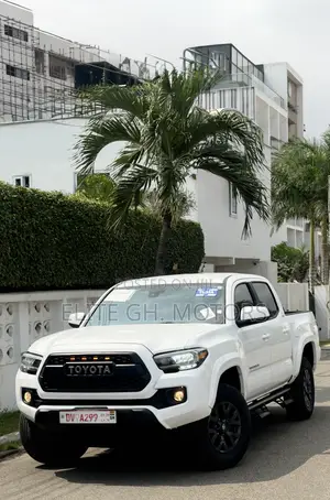 Toyota Tacoma SR5 Double Cab 6' Bed V6 AT 2023 White