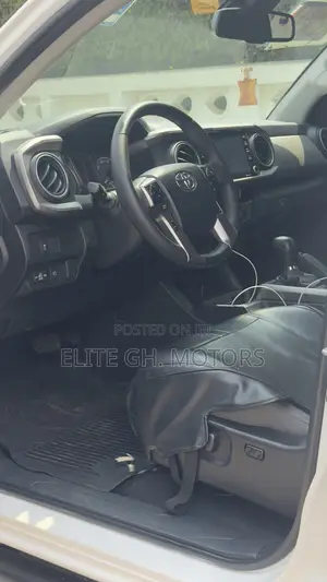 Toyota Tacoma SR5 Double Cab 6' Bed V6 AT 2023 White