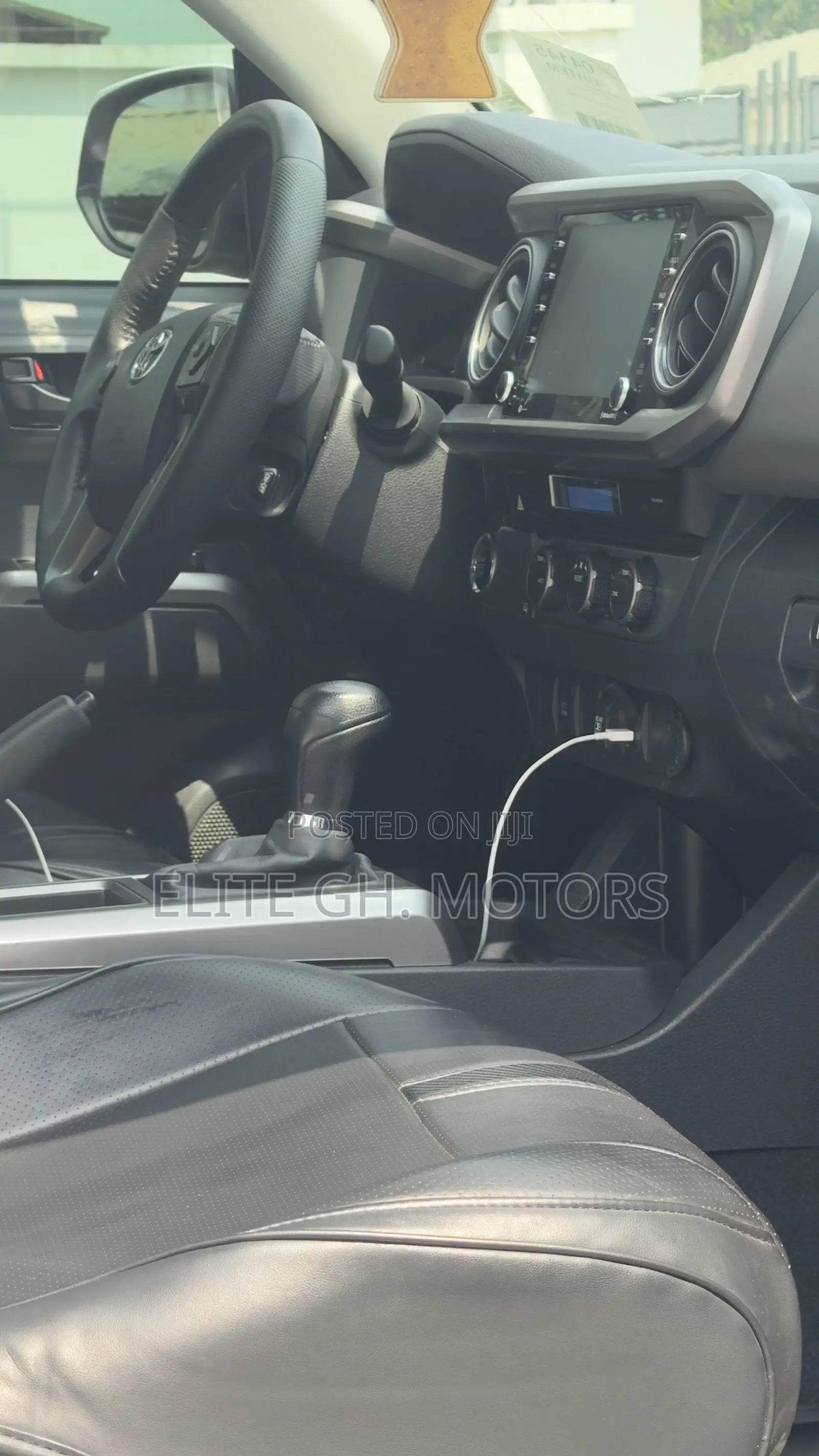 Toyota Tacoma SR5 Double Cab 6' Bed V6 AT 2023 White