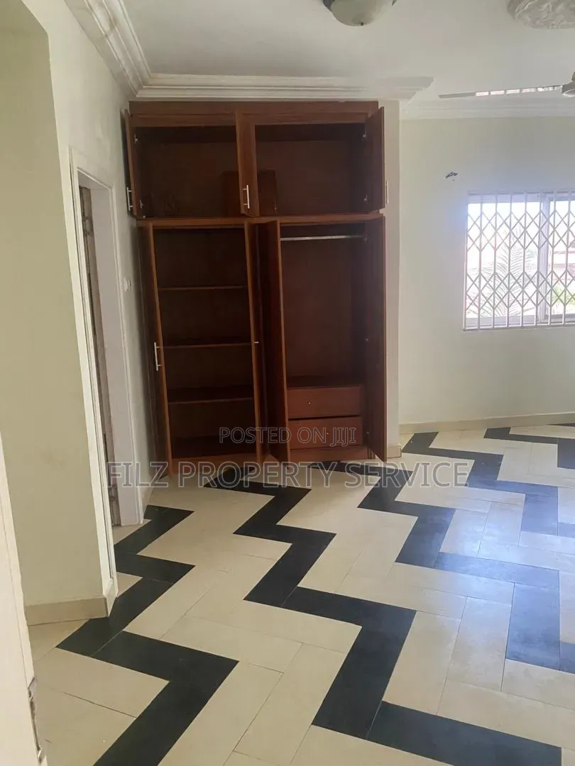 2bdrm Apartment in Kayboat, Pillar 2 for rent