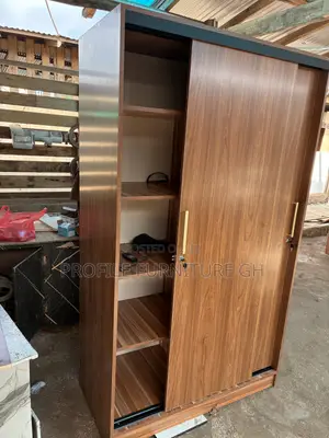 Sliding 2in1 Wardrobe in Light Brawn // Luxurious and Durable