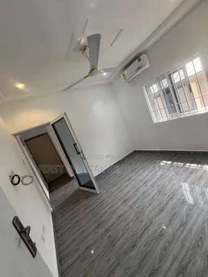 Single Room Self Contain for Rent Broadcasting