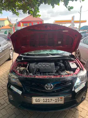 Toyota Corolla 2013 Red