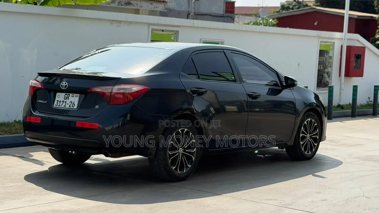 Toyota Corolla S 4dr Sedan (1.8L 4cyl CVT) 2015 Black