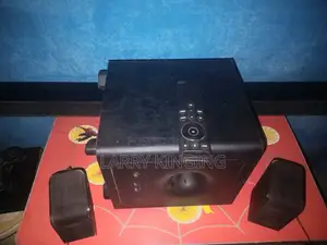 VIZIO 5.1-H6 Home Theater System Soundbar,subwoofer and 2 Speakers