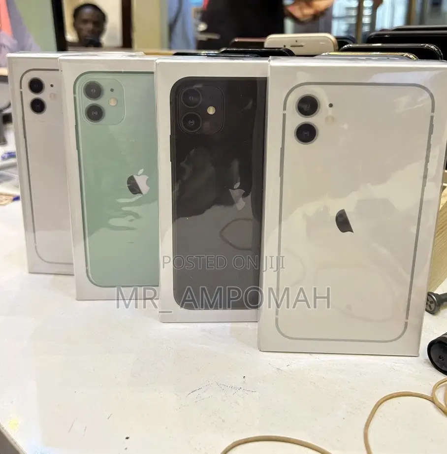New Apple iPhone 11 64 GB Yellow