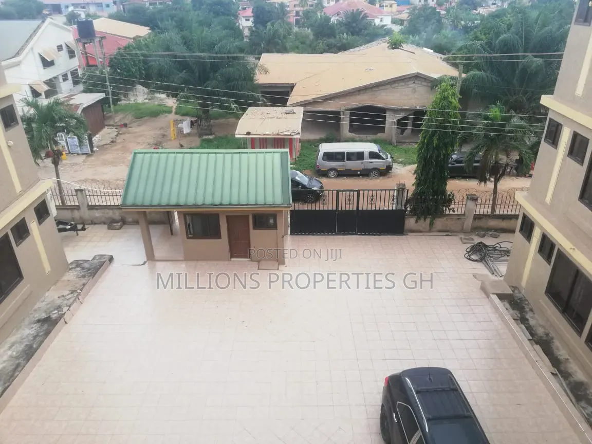 66 Hostel Rooms 4sale Knust-Ayeduase
