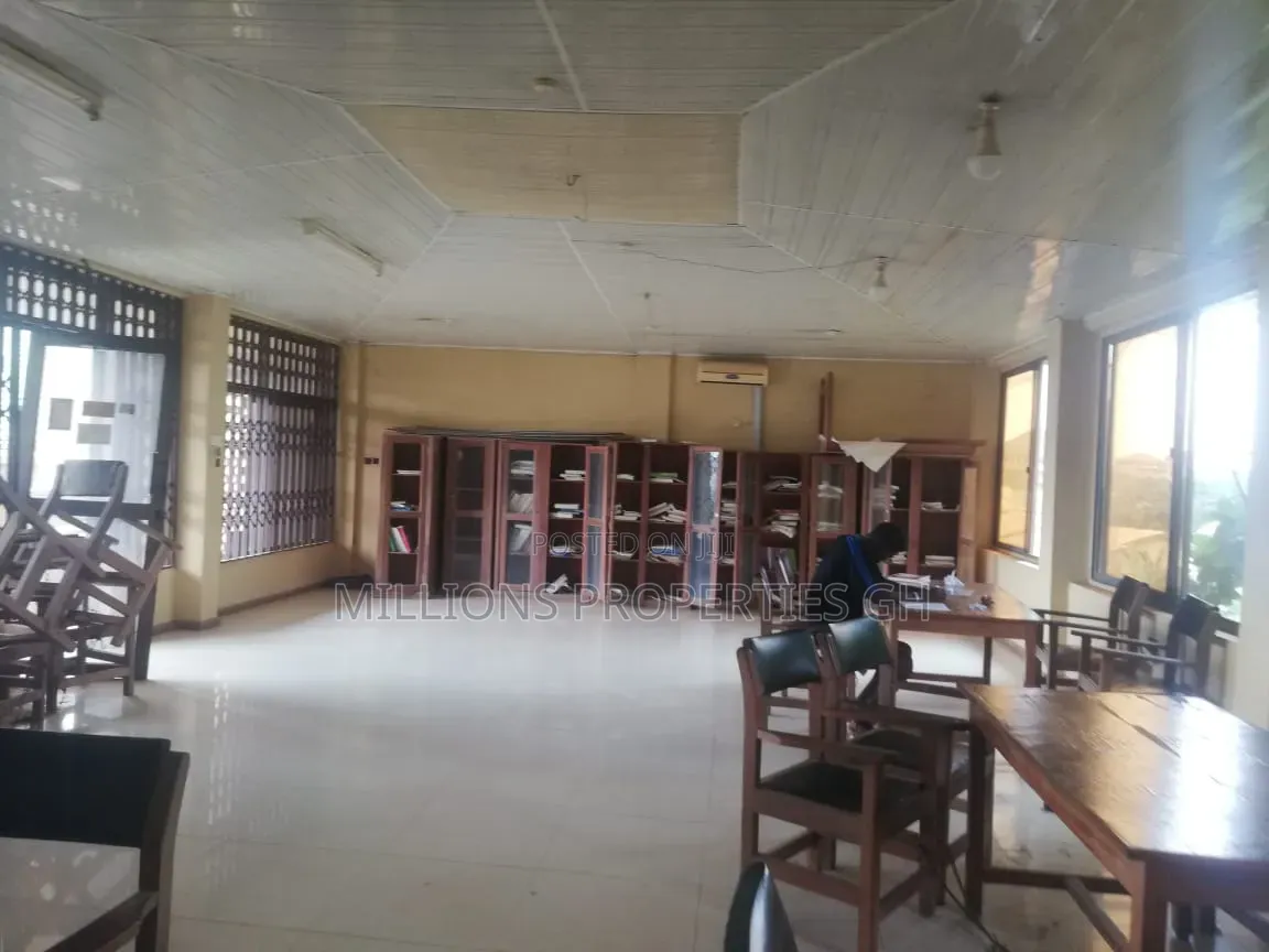 66 Hostel Rooms 4sale Knust-Ayeduase