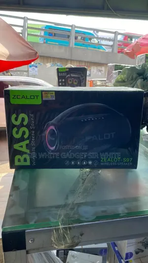 ZEALOT S97 Portable Bluetooth Party Speaker Is a Heavy-Duty