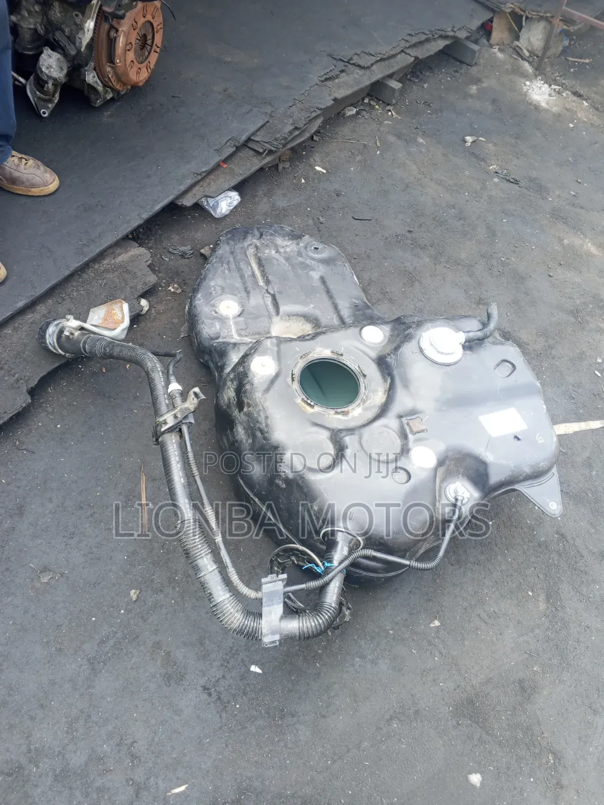 Honda CR-V 2022 Fuel Tank