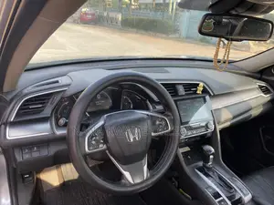 Honda Civic 2018 Gray