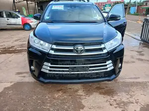 Toyota Highlander XLE 2019 Black