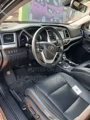 Toyota Highlander XLE 2019 Black