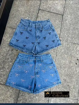 Short Jeans