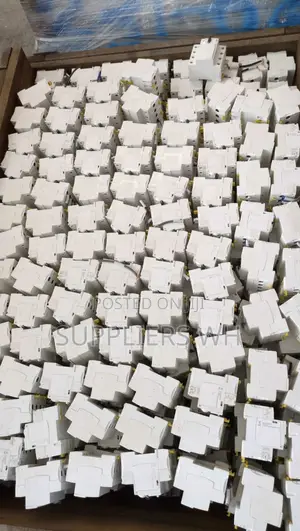 All Sizes MCB 16A 32A 64 Pole 2pole 3 Pole 4pole Circuit Breakers