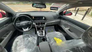 Hyundai Elantra Limited 2020 Red