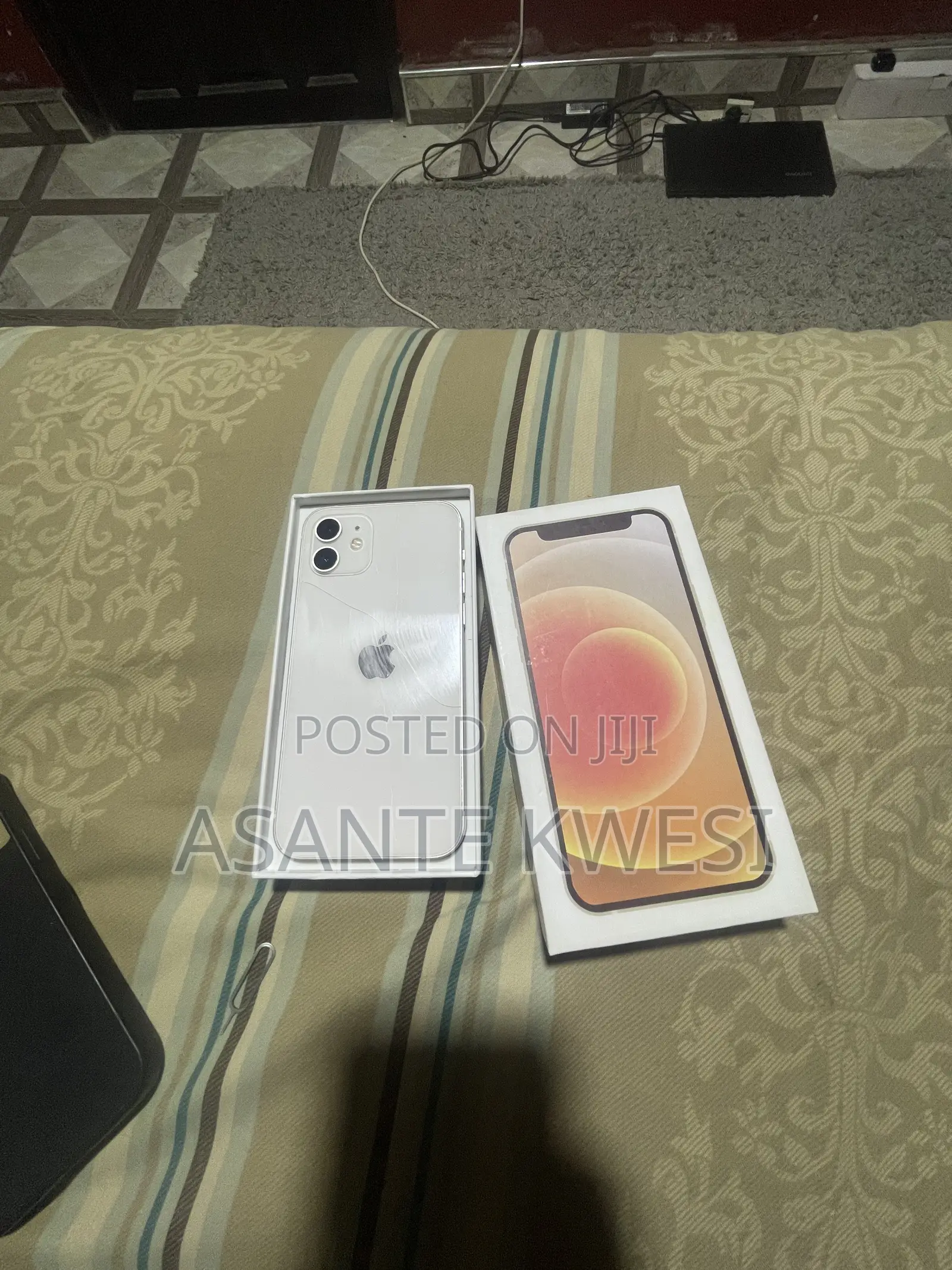 Apple iPhone 12 64 GB White