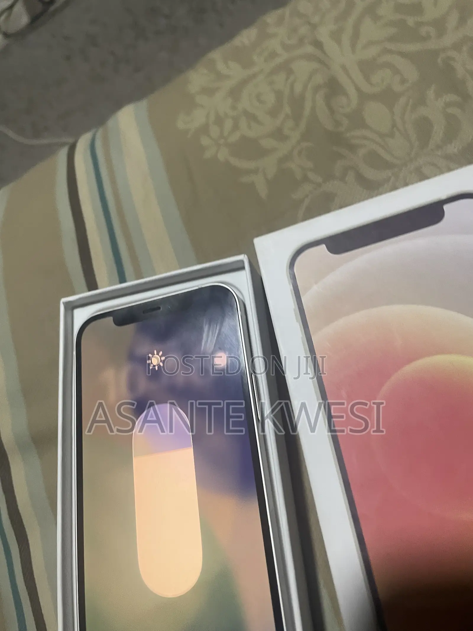 Apple iPhone 12 64 GB White