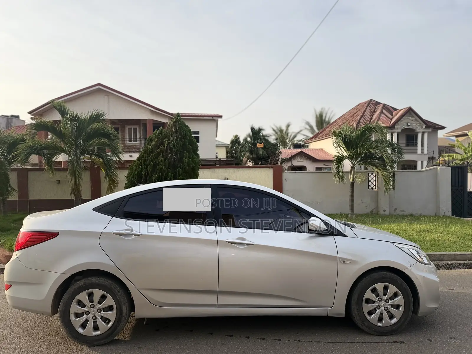 Hyundai Accent GLS 4dr Sedan (1.6L 4cyl 6M) 2015 Silver