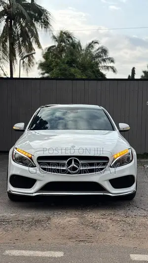 Mercedes-Benz C300 2017 White