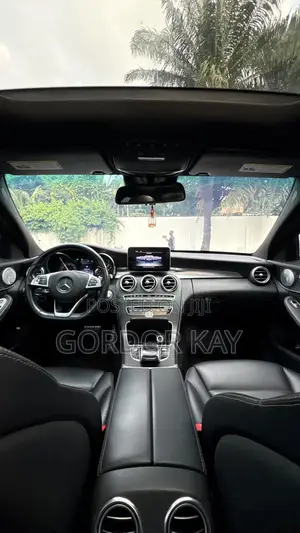 Mercedes-Benz C300 2017 White