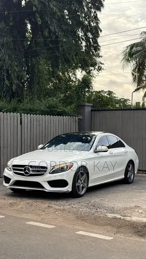 Mercedes-Benz C300 2017 White