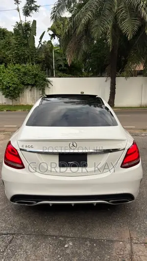 Mercedes-Benz C300 2017 White