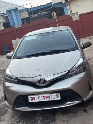 Toyota Vitz 1.3 AWD 3dr 2016 Brown