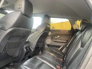 Land Rover Range Rover Evoque HSE 4x4 5-Door 2019 Gray